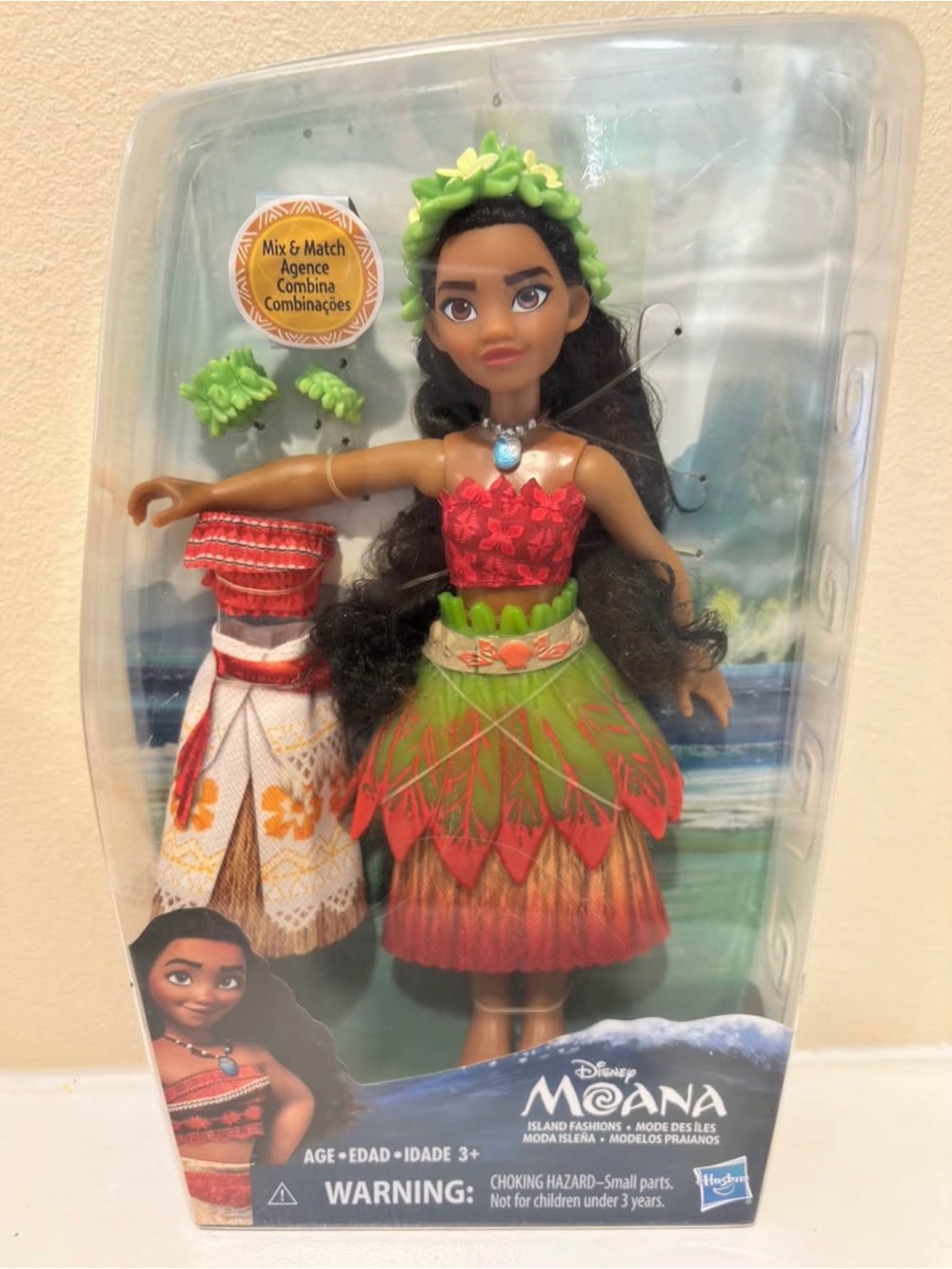 Disney Moana Fashion Doll in Green and Red Island Outfit